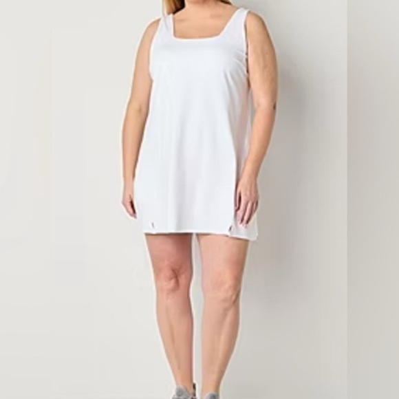 Xersion Dresses & Skirts - Xersion Plus Size Everultra-Lite Sleeveless Built in Bra Shorts Tennis Dress